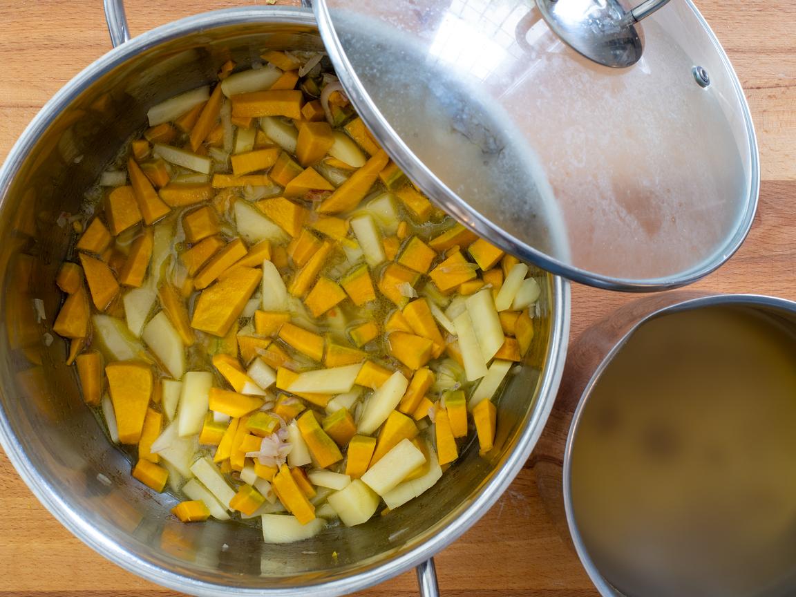 Fregola med pumpa och potatis - steg 3