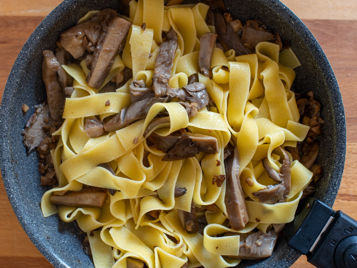 Pasta med Pleurotus-svampar - steg 6