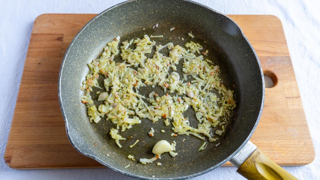 Pasta med zucchinikräm och chips - steg 3