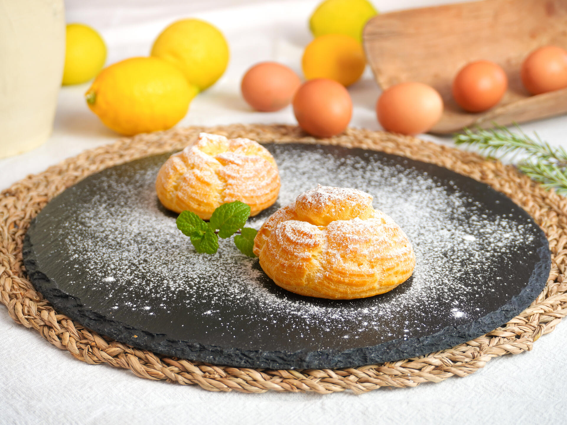 Petit-choux med vaniljkräm