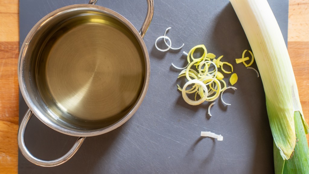 Purjolöksflan med parmesan­fondue - steg 9