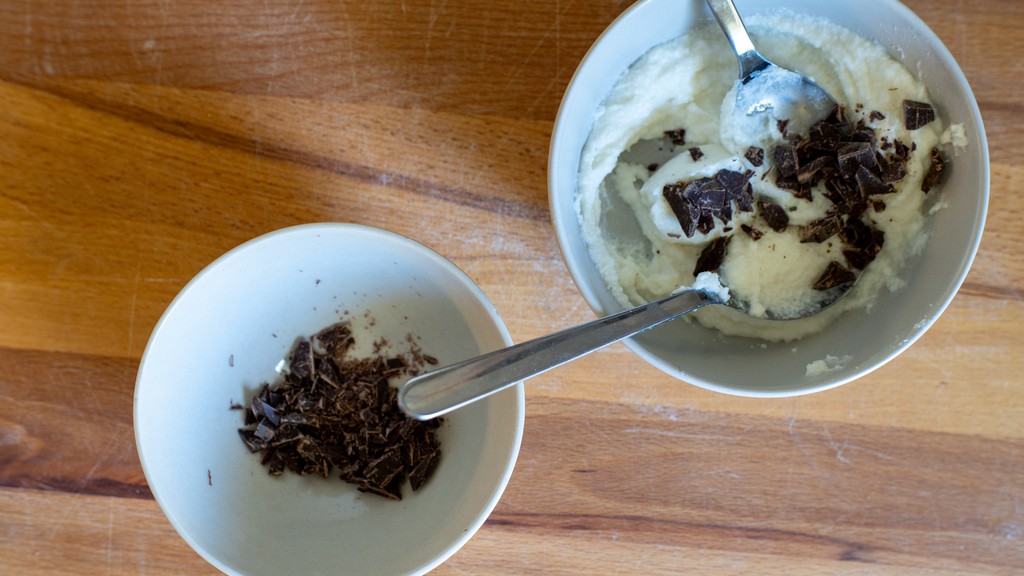 Söt ricotta med choklad - steg 3