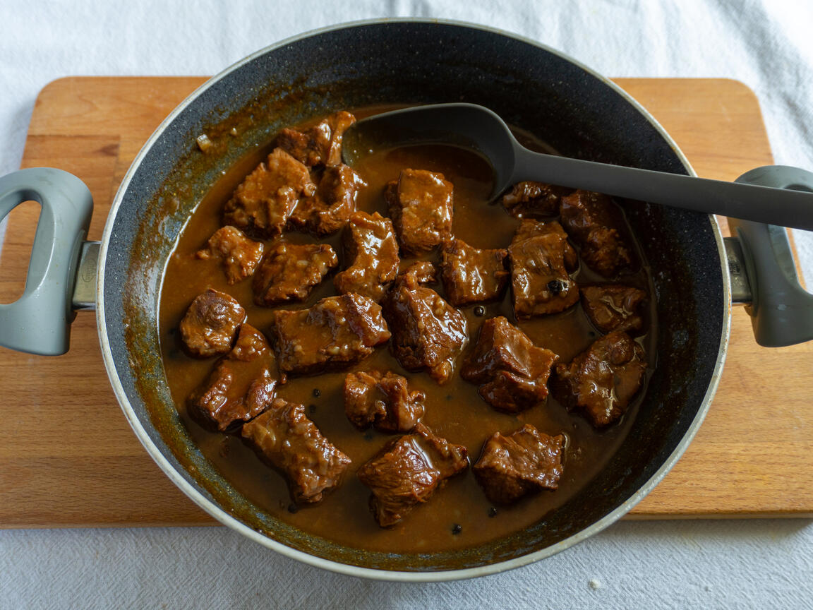 Ungersk gulasch - steg 8