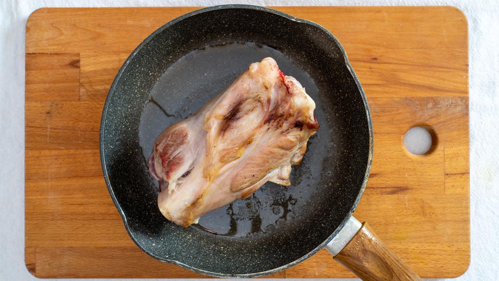 Fläsklägg med ugnsrostade potatisar